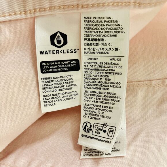 Levi’s Utility Shorts Women’s 32 Light Blush Pink 90s Mid Rise Pockets Stretch - Picture 10 of 10